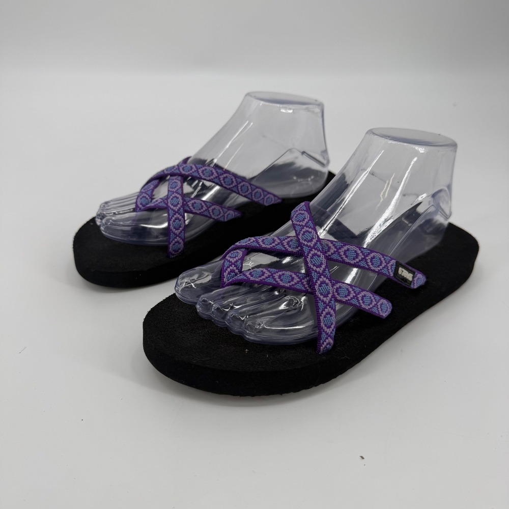 Teva Olowahu Womens Purple Geometric Strappy Mush Flip Flop Sandals Size 8